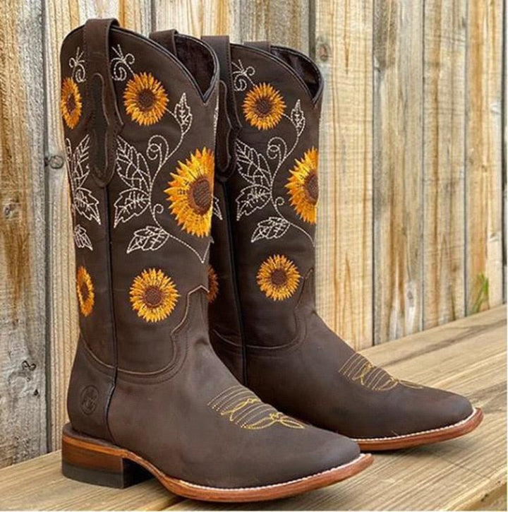 Women's bohemian comfort boots - Isabella style. Essential boho chic footwear for fall fashion & casual comfort.