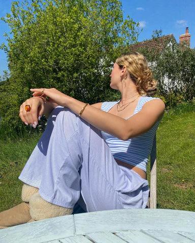 Relaxed fit women's lounge trousers, lightweight & soft fabric. Casual pants with elastic waist for ultimate comfort.