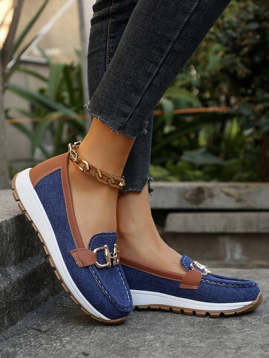 Women's non-slip orthopedic loafers, comfortable & supportive casual flats for everyday.