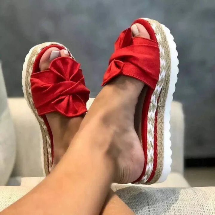 Elegant women's fashion sandals, offering orthopedic comfort & arch support for spring and summer style.