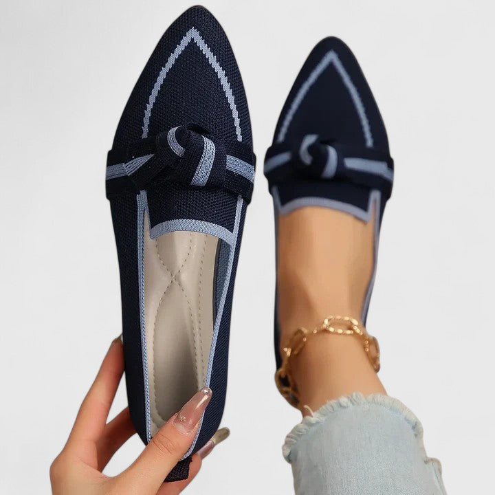 Women's comfort loafers promoting foot health with arch support & cushioning. Versatile casual flats for any day.