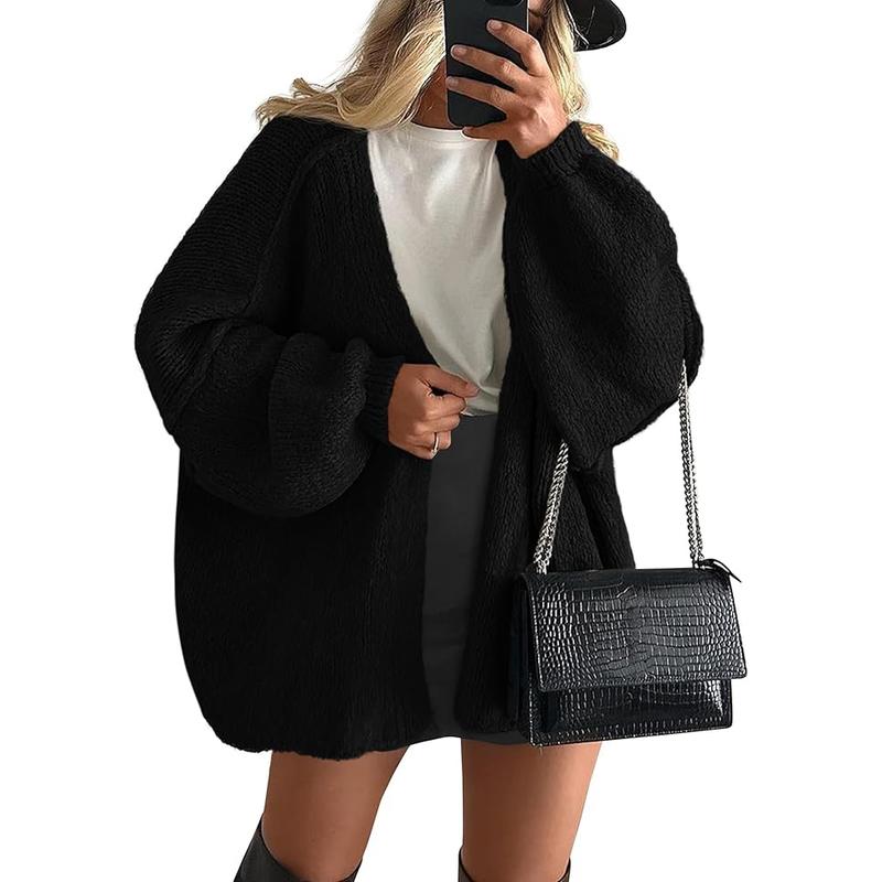 Chic oversized knit cardigan for women, featuring a luxurious cashmere-feel and versatile design.