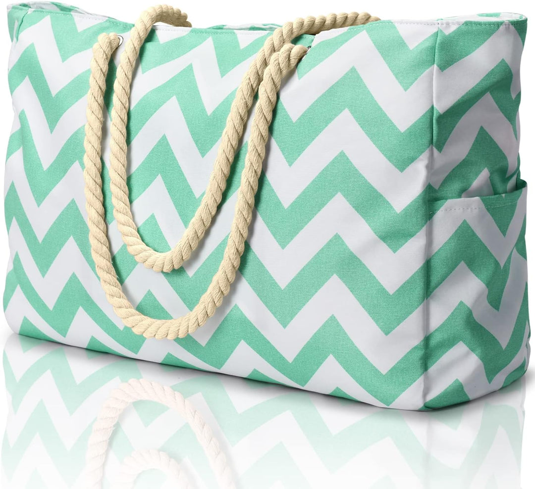 Women's oversized waterproof bag, perfect for a sunny beach vacation.