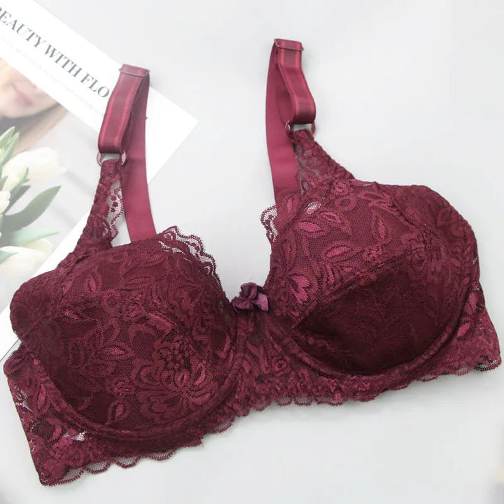 Elegant plus-size lace push-up bra, a stylish piece of women's comfortable & supportive intimate wear.
