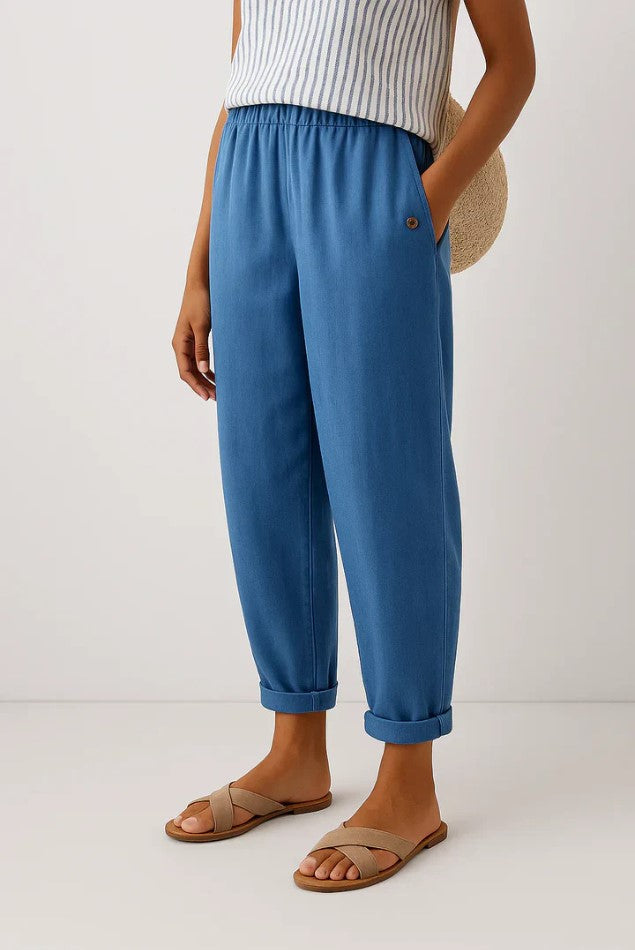 Stylish women's chino ankle pants, relaxed fit and pull-on design for versatile modern fashion.