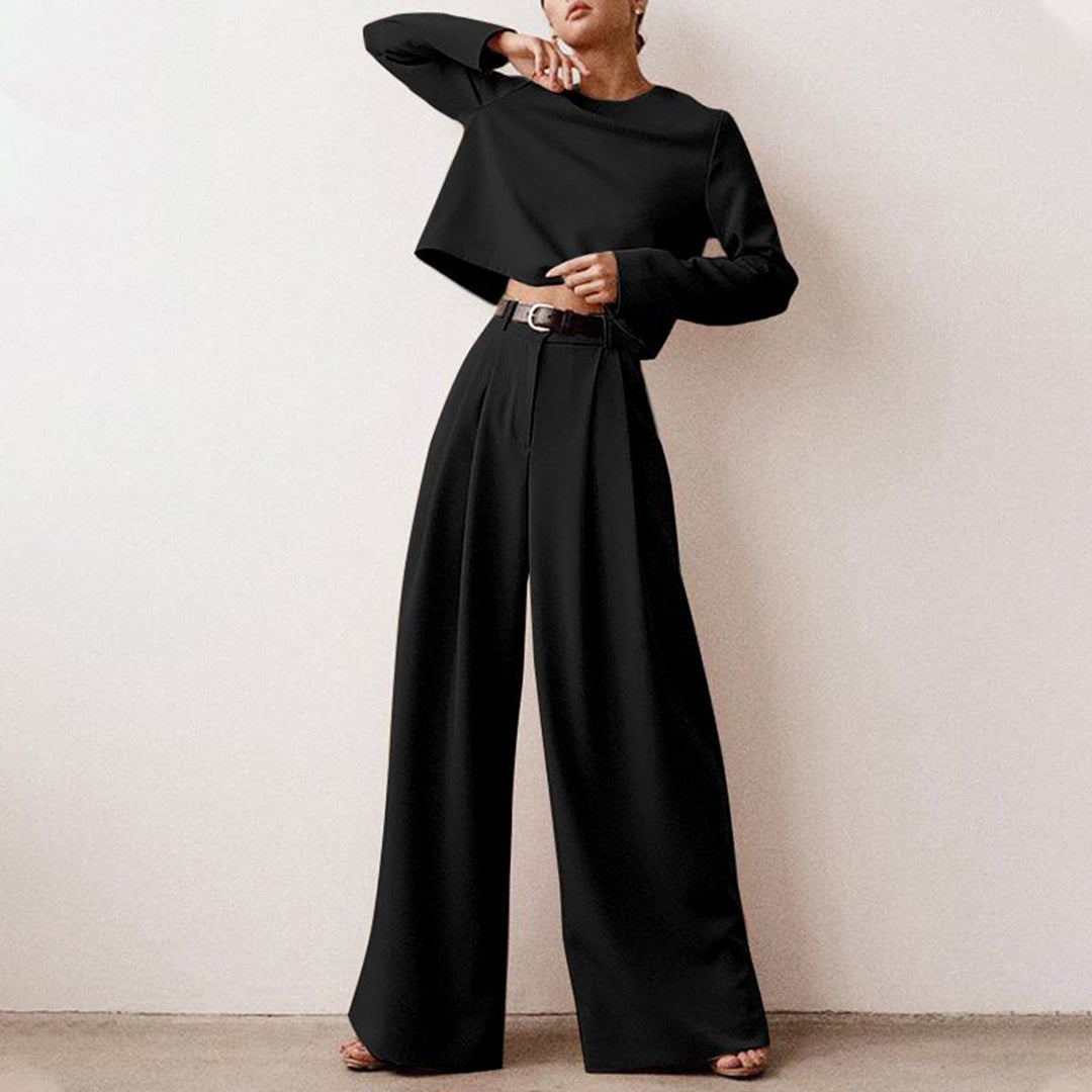 Women's relaxed fit two-piece set, cropped top, wide leg trousers, casual chic spring fashion
