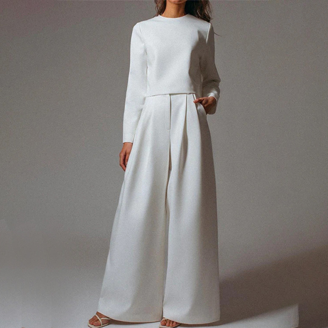 V-neck relaxed fit cropped top and wide leg trousers, women's stylish two-piece set