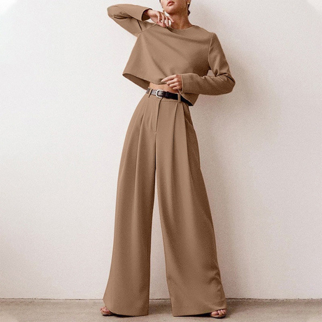 Casual chic women's apparel: relaxed fit cropped top and high-waisted wide-leg pants set