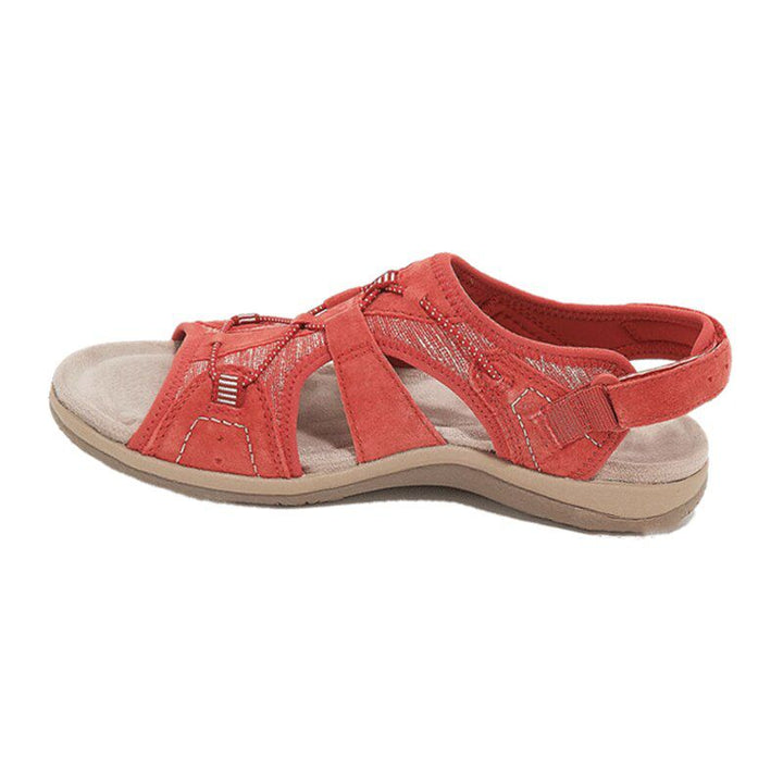 Women's spring footwear: sporty comfort sandals, highlighting their flexible design