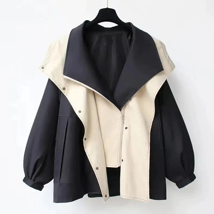 Comfortable women's hooded jacket, featuring a stylish double layer & relaxed fit for everyday wear.