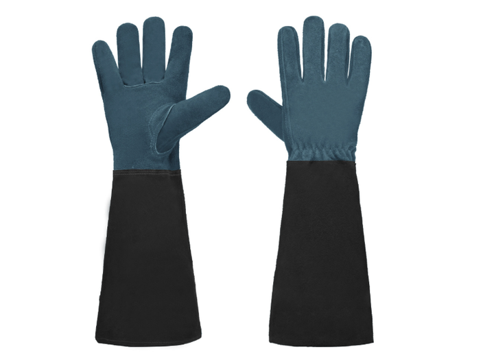 Essential women's rose gloves, thorn-proof & breathable for comfortable, safe gardening.