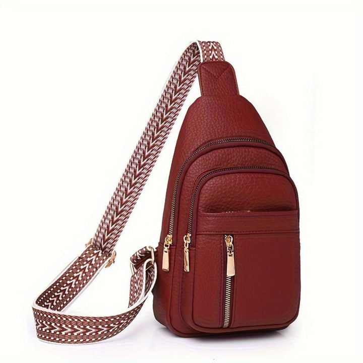 Everyday fashion: women's vintage leather crossbody bag, practical and effortlessly chic.