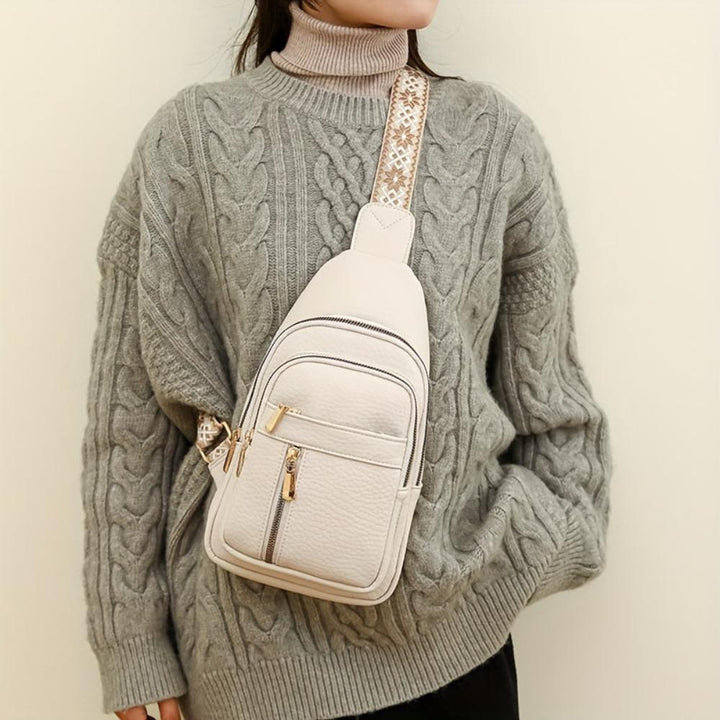 Retro women's shoulder bag, a chic vintage leather fashion accessory for modern style.