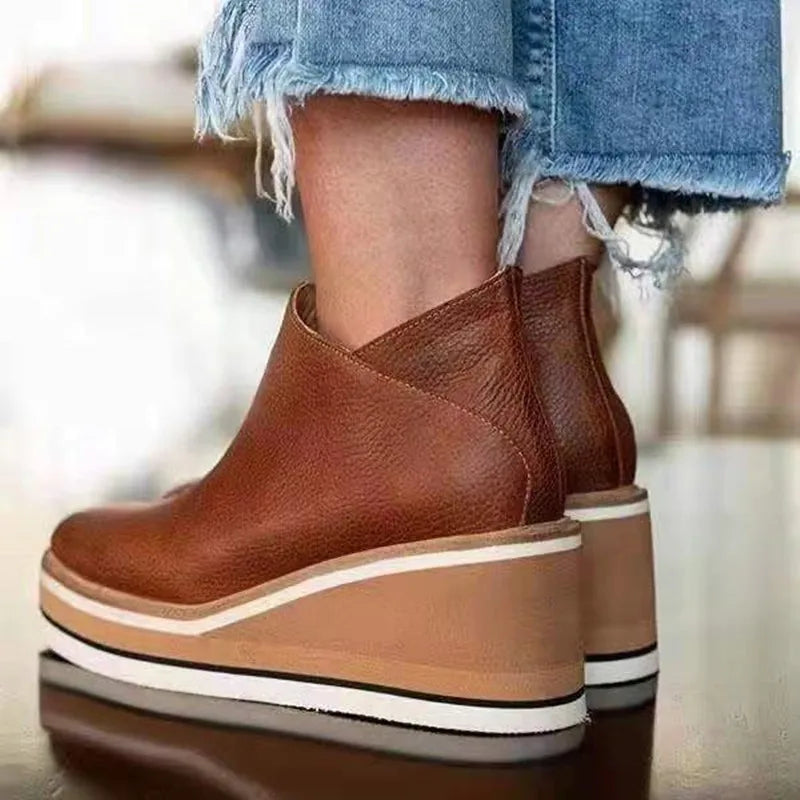 Versatile women's waterproof ankle boots, designed for everyday comfort, style, and all-weather protection.