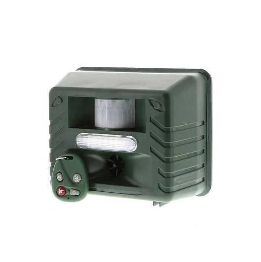Woodpecker ultrasonic repeller. Solar-powered outdoor bird & pest control for garden protection.